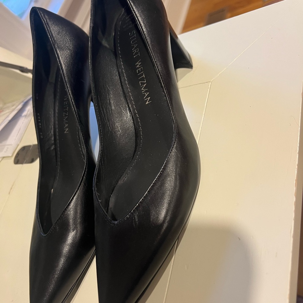 Stuart Weitzman Black pointy toe pumps. Size 9